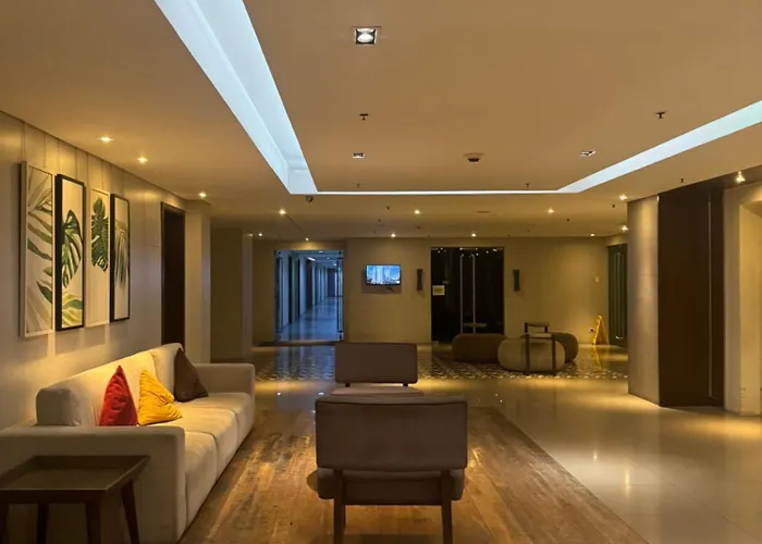 Chic And Cozy Minimalist With Pool In Makati Manila